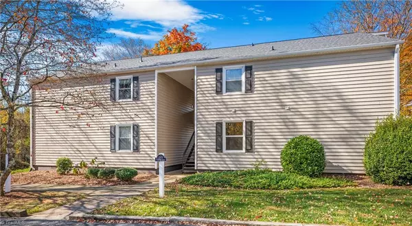 2301 Flagstone CT #B,  Winston Salem,  NC 27103