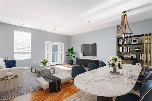 Greensboro, NC 27401,360 Elm ST #105