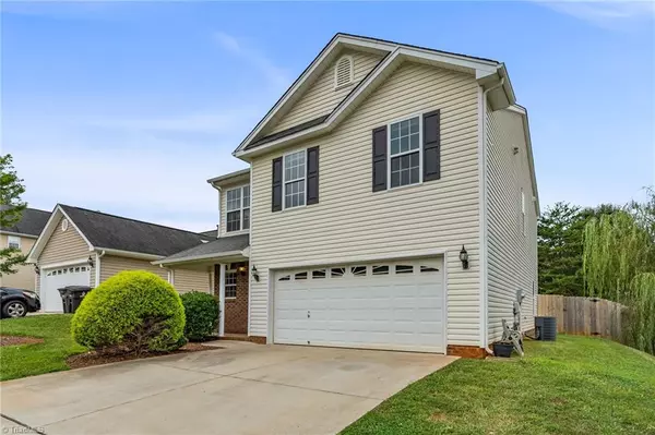 Kernersville, NC 27284,929 Peachtree Meadows CIR