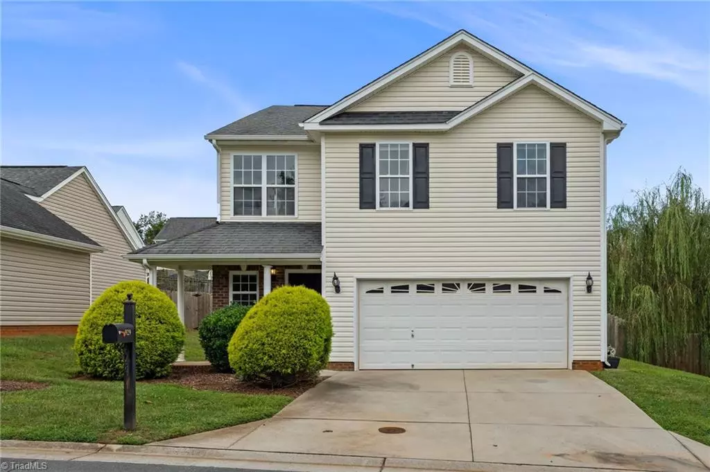 Kernersville, NC 27284,929 Peachtree Meadows CIR