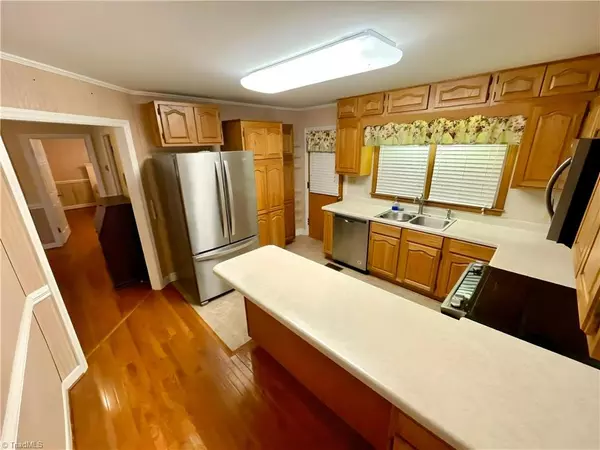 Archdale, NC 27263,6129 Suits RD