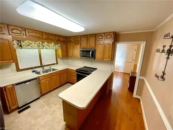 Archdale, NC 27263,6129 Suits RD