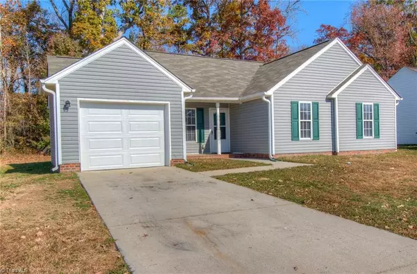 Winston Salem, NC 27106,3741 Cheshire Place DR