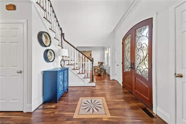 Oak Ridge, NC 27310,6704 Currieton DR