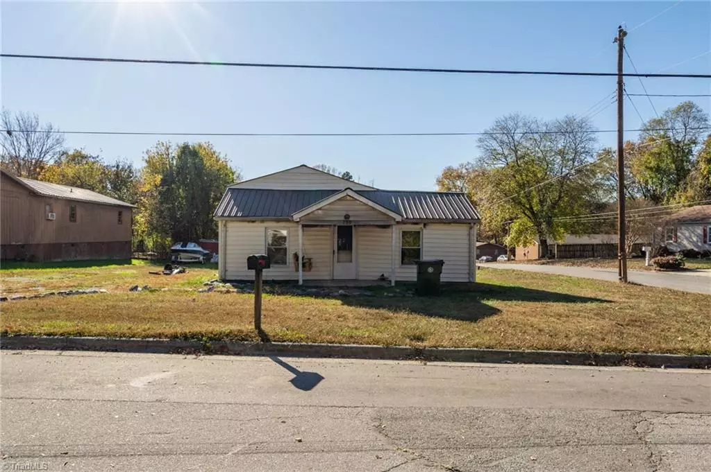 Thomasville, NC 27360,700 English ST