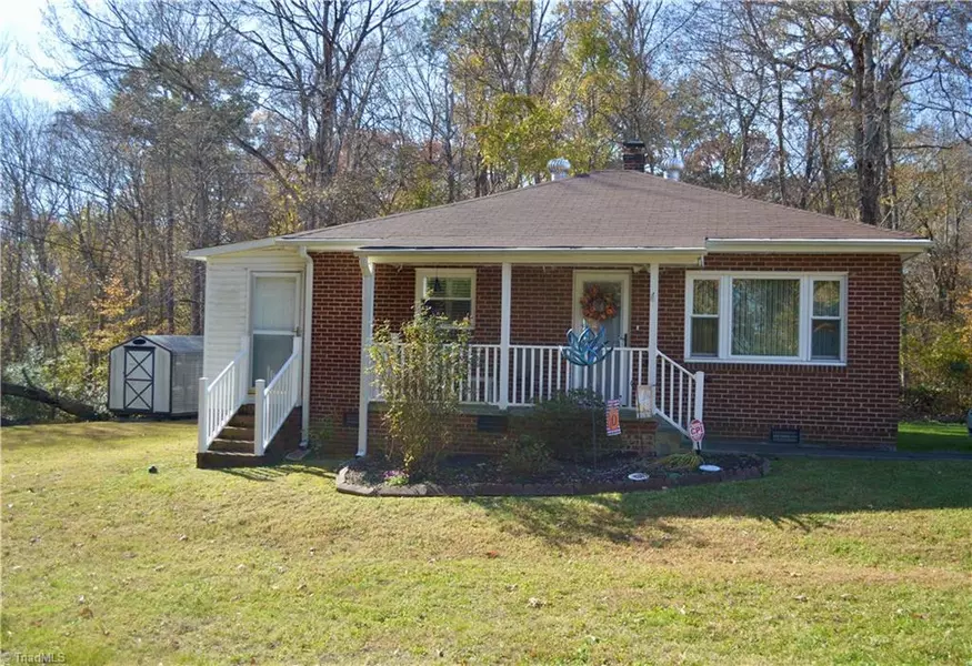 119 S Spray ST, Haw River, NC 27258