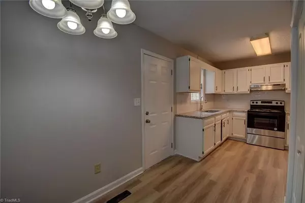 Lexington, NC 27292,108 Parker ST