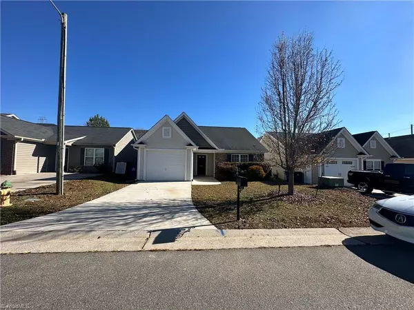 Winston Salem, NC 27127,3975 Overcreek LN
