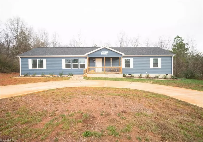 119 Titleist DR, Statesville, NC 28677