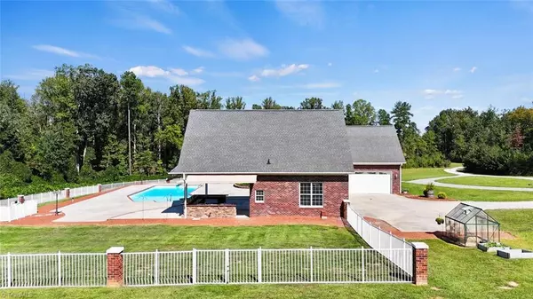 1567 Tyro School RD Lexington, NC 27295