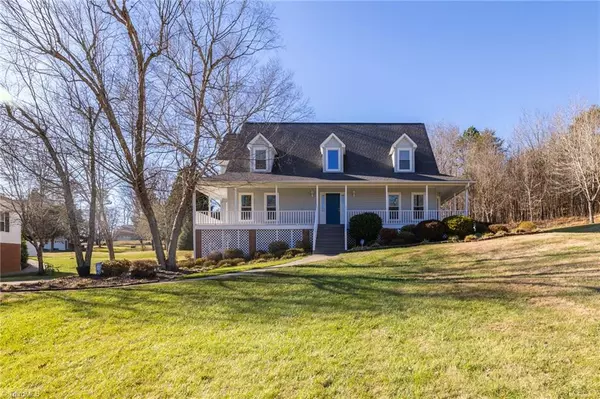 1564 Creek Bed RD, Kernersville, NC 27284