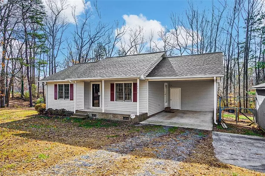 4430 Ridgetop RD, Ramseur, NC 27316