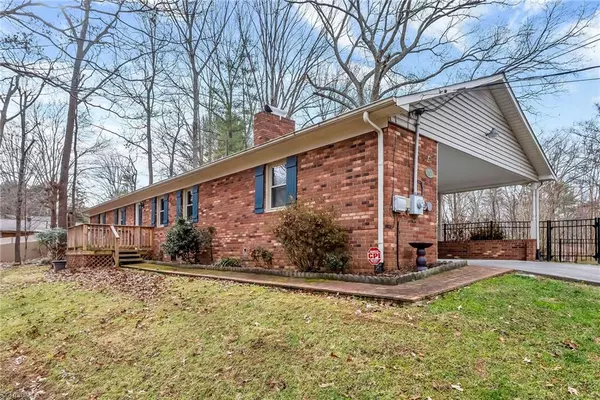 1507 Overlook DR, Wilkesboro, NC 28697