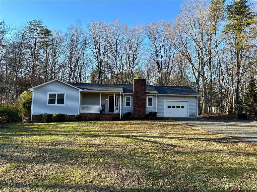 Oak Ridge, NC 27310,8616 Haw River RD