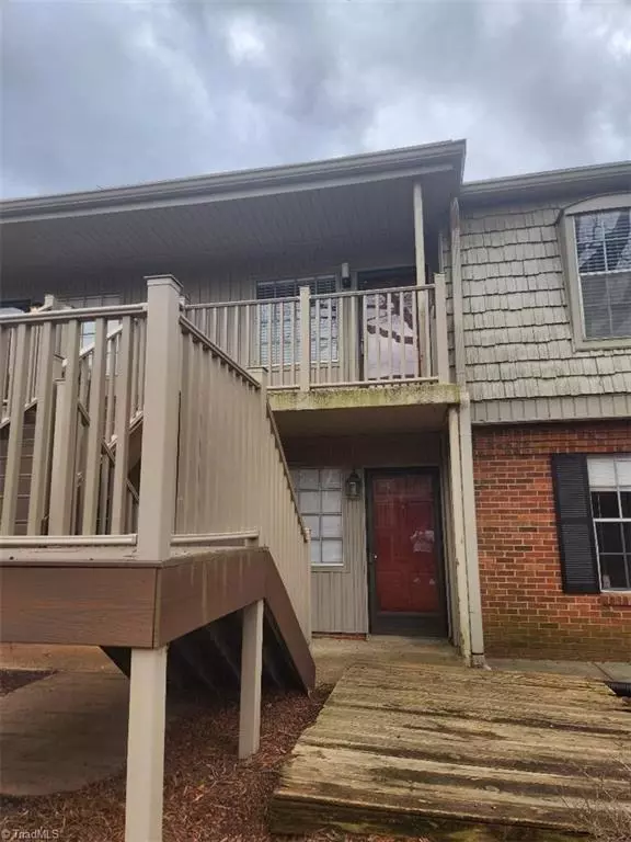 3824 Country Club RD #K, Winston Salem, NC 27104
