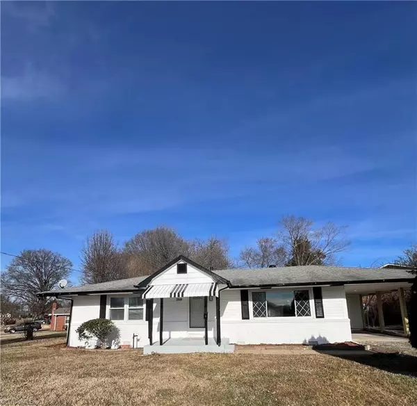2849 Emerson ST, Winston Salem, NC 27127