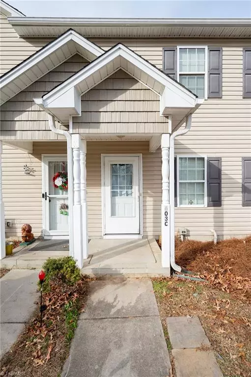 Kernersville, NC 27284,603 Nelson ST #C