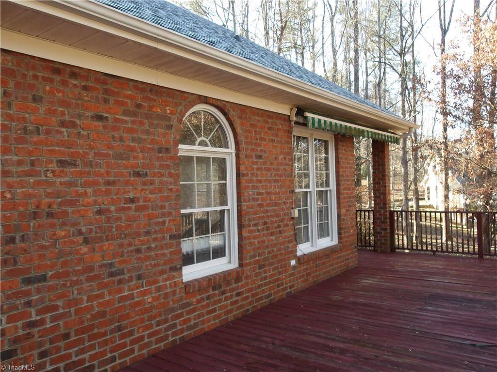Wilkesboro, NC 28697,150 Valley DR