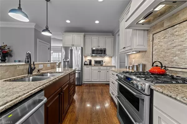 Oak Ridge, NC 27310,8444 Alice Player DR