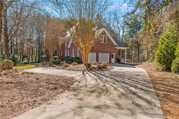 New London, NC 28127,260 Porters Glen LN