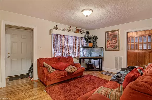 Winston Salem, NC 27105,1037 Manly ST