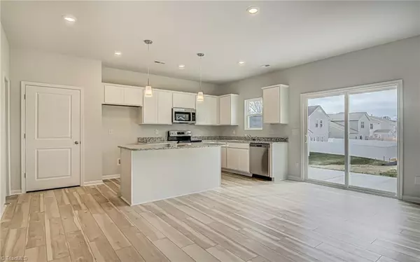 Winston Salem, NC 27106,4244 Honeysuckle Vine DR