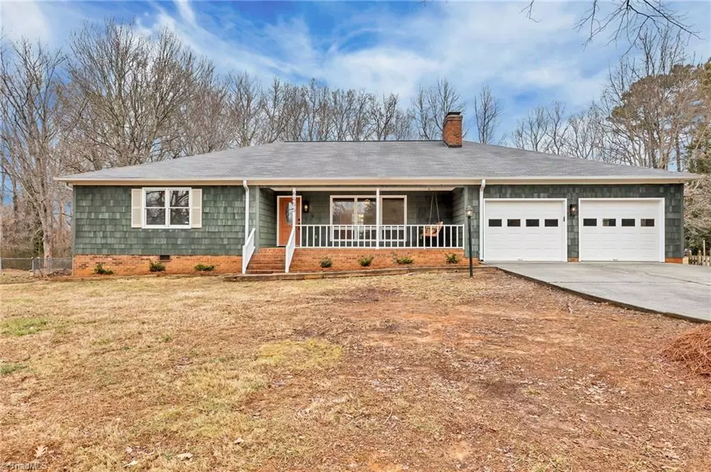 Pfafftown, NC 27040,6455 White Pines LN