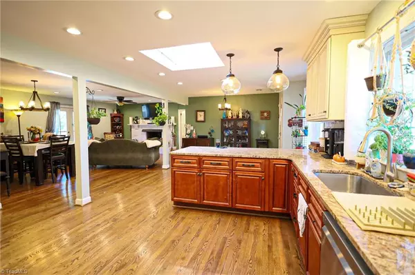 Greensboro, NC 27410,303 Anchor DR