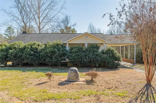 4213 Waynick Meadow RD, Asheboro, NC 27205