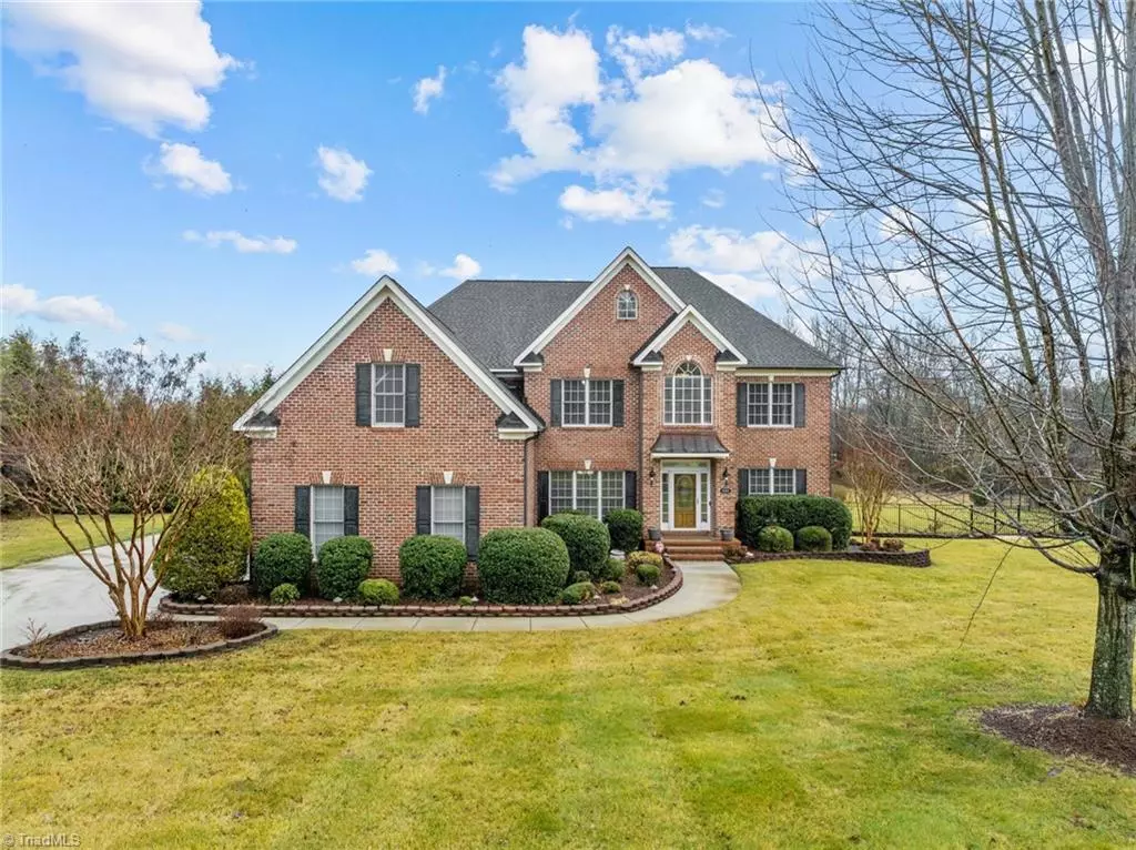 Stokesdale, NC 27357,8103 Trebbiano CT