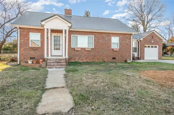 Lexington, NC 27292,11 Harrington AVE