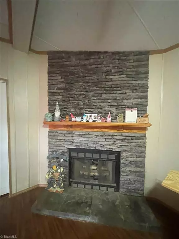 West Jefferson, NC 28694,188 Greentree LN