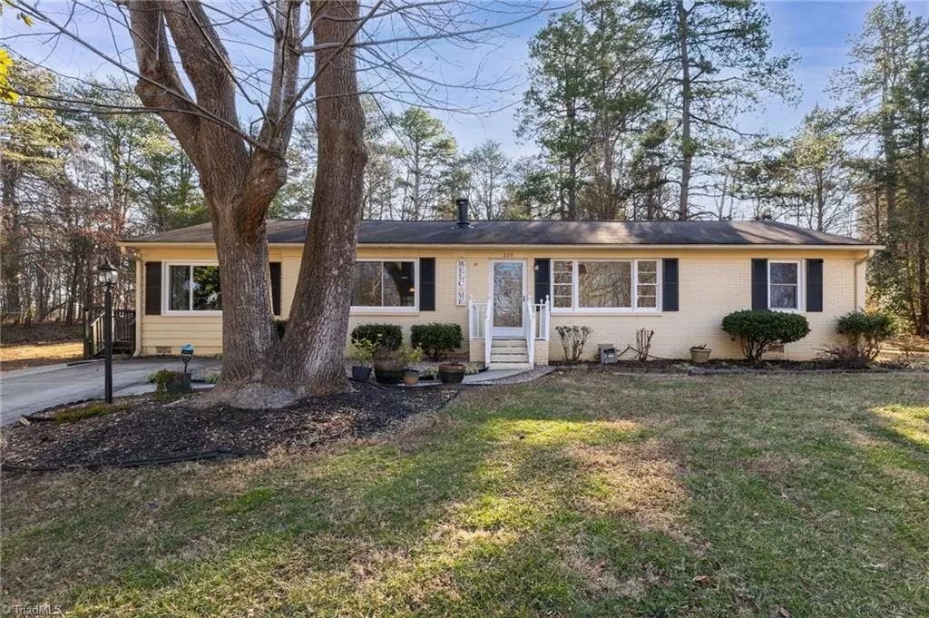 Lexington, NC 27295,229 Shannon Park DR