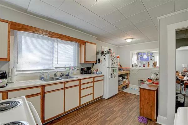 Winston Salem, NC 27127,2844 Lomond ST