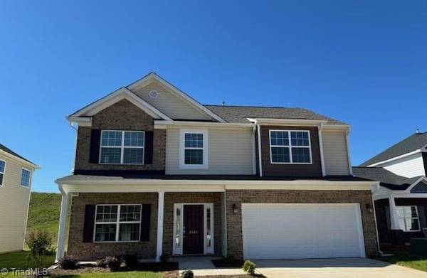 3543 River Farm DR #375, Kernersville, NC 27284