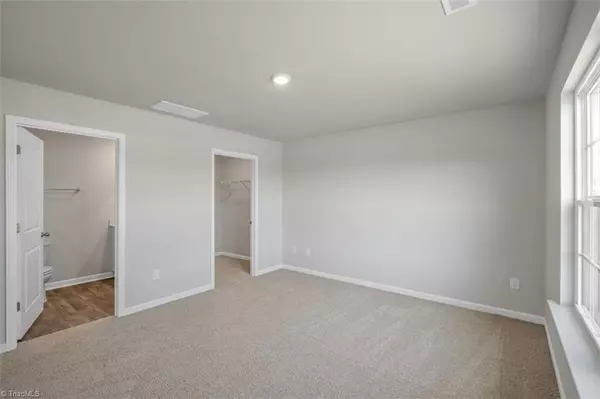 Mayodan, NC 27027,143 Green Mallard WAY