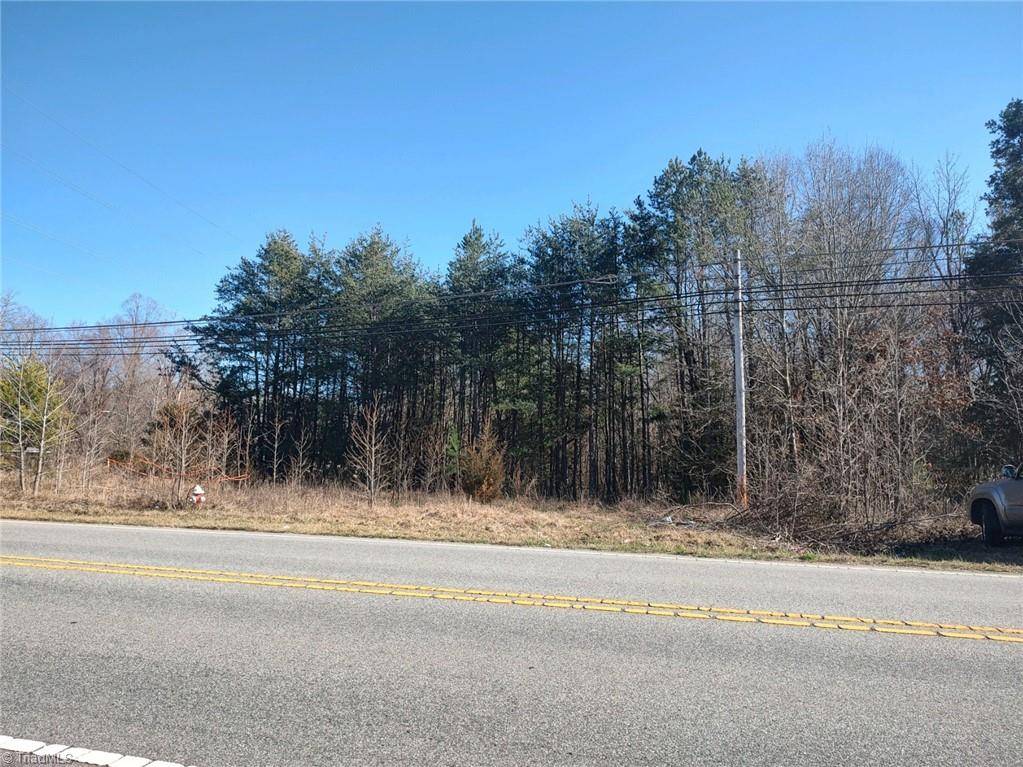 1600 W Lexington AVE, High Point, NC 27262