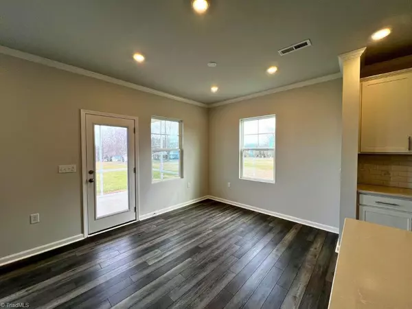 King, NC 27021,116 Palomino DR