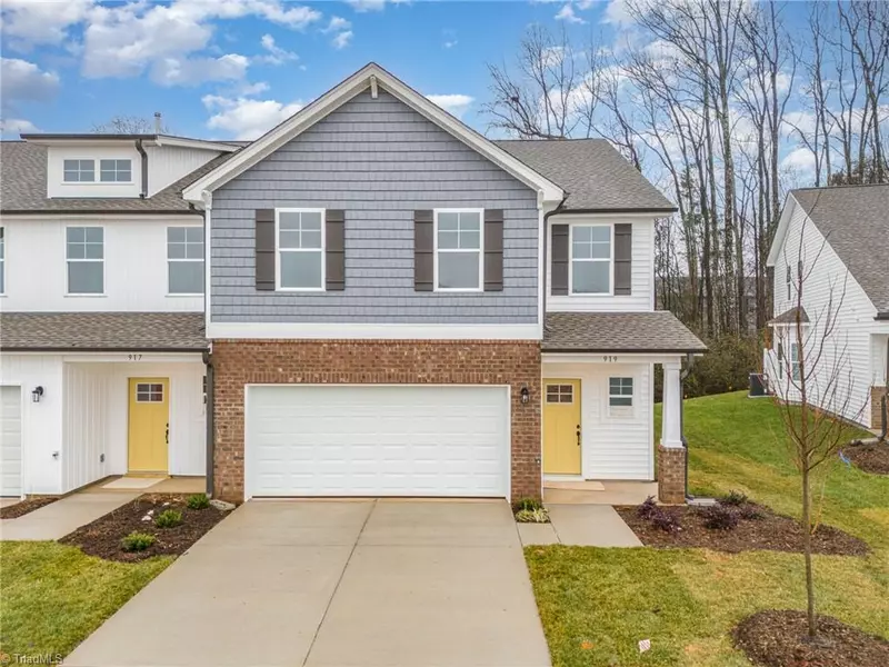 919 Cannon Crossing CIR, Greensboro, NC 27410