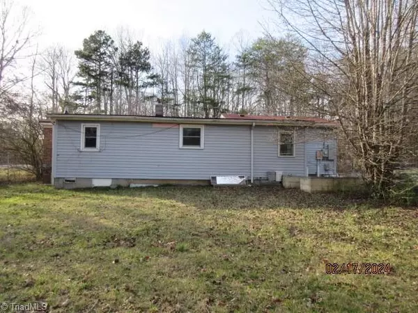 Mcleansville, NC 27301,245 Knox RD