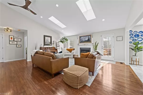 Oak Ridge, NC 27310,7900 McCreedy DR