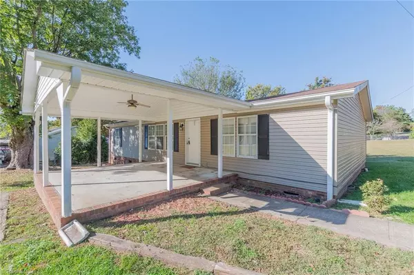 Winston Salem, NC 27105,1624 Brown ST