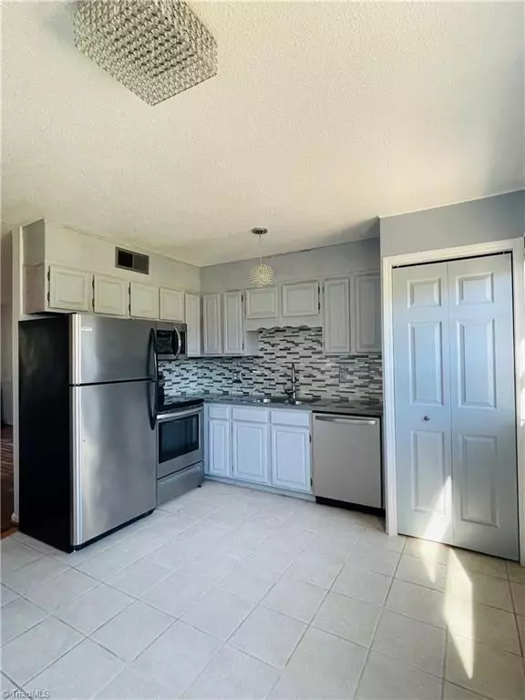 Mount Airy, NC 27030,402 Renfro ST