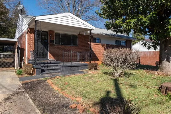 2221 NE 22nd ST,  Winston Salem,  NC 27105