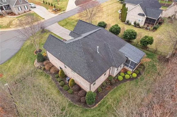 King, NC 27021,165 Glen Brooke LN