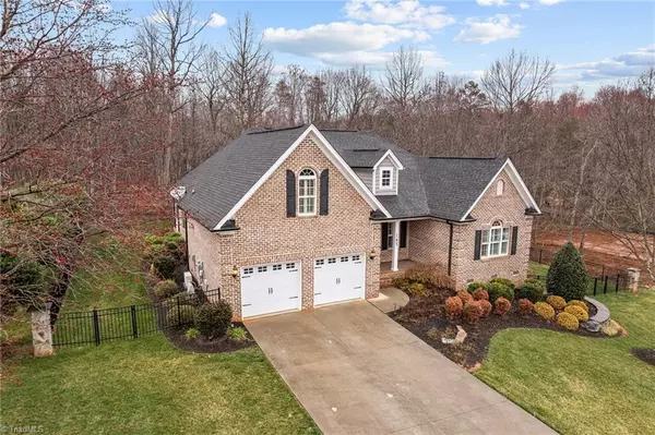 King, NC 27021,165 Glen Brooke LN