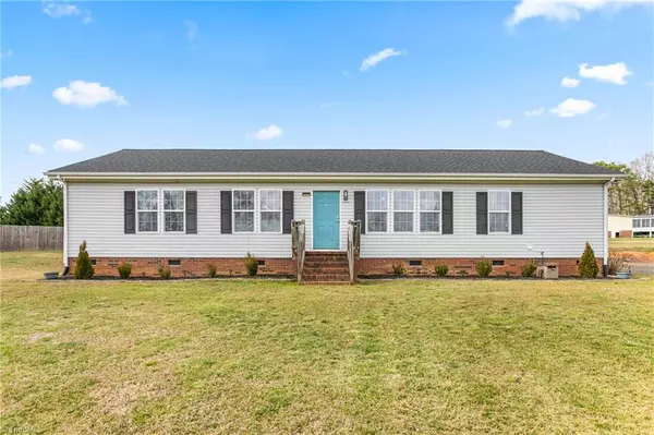 654 Frazier View RD, Randleman, NC 27317