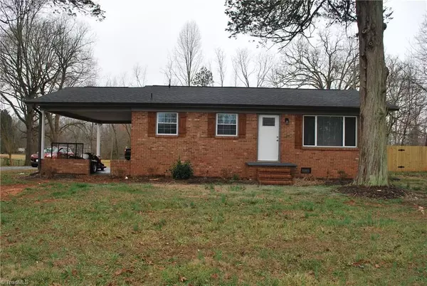 2085 US Highway 64 W, Mocksville, NC 27028