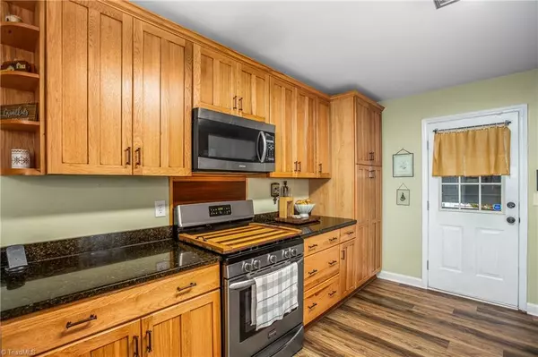 Oak Ridge, NC 27310,7501 Bartonshire CT