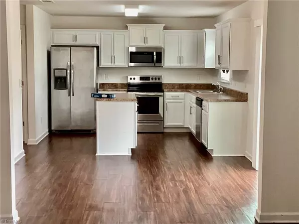 Winston Salem, NC 27127,1076 Hidden Meadow RD